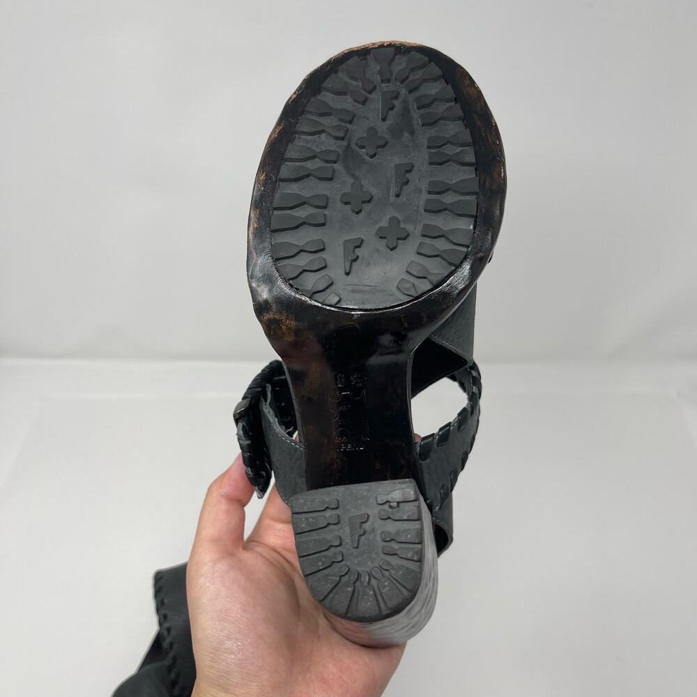 John Fluevog Tuggawar Hopscotch Black Strappy Heels (6.5) - Picture 9 of 13